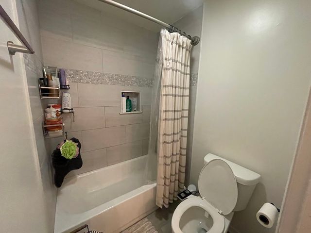 1527 W Richmond Street, Arlington Heights, IL 60004