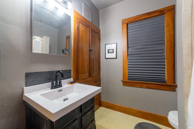 2711 Austin Avenue, Evansville, IN 47712