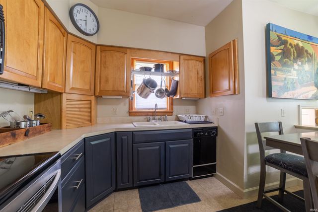2711 Austin Avenue, Evansville, IN 47712