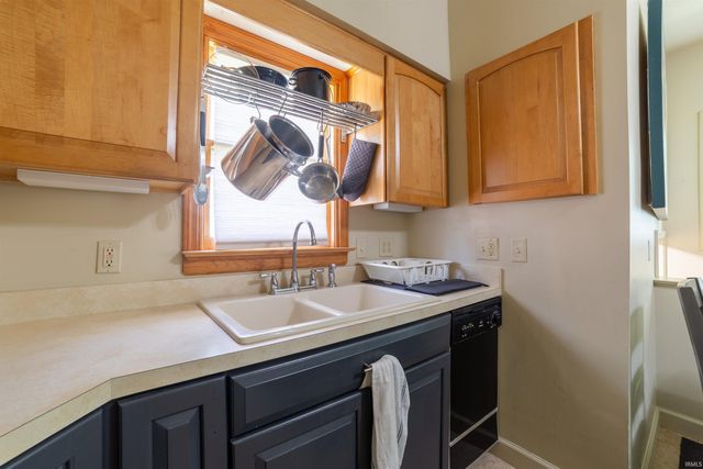 2711 Austin Avenue, Evansville, IN 47712
