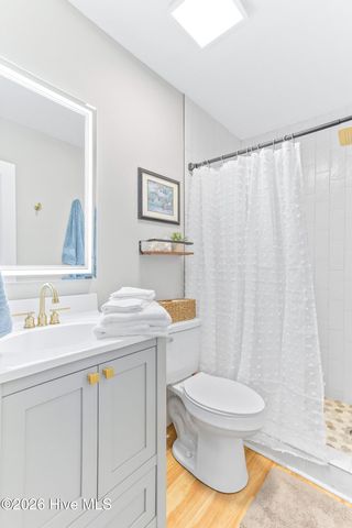 22 Pelican Point Road, Wilmington, NC 28409