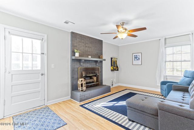 22 Pelican Point Road, Wilmington, NC 28409