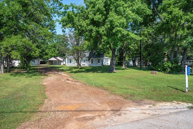1498 Fm 279, Ben Wheeler, TX 75754