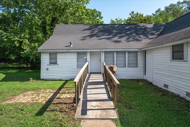 1498 Fm 279, Ben Wheeler, TX 75754