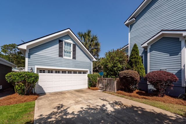 639 Cloudbreak Court, Charleston, SC 29412