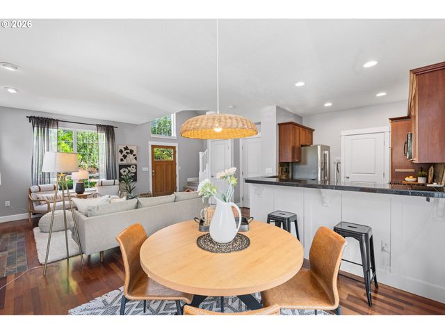 502 Ne PRESCOTT St, Portland, OR 97211
