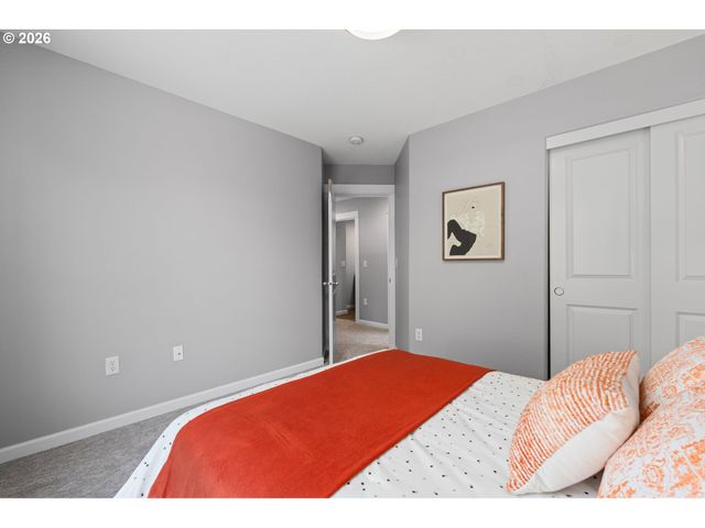 502 Ne PRESCOTT St, Portland, OR 97211