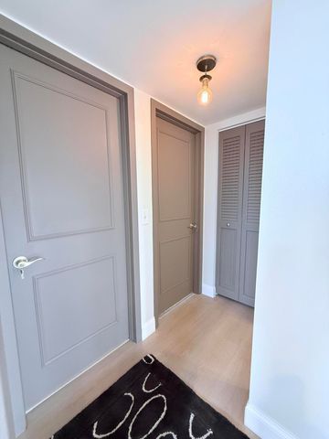 402 Brighton J J, Boca Raton, FL 33434