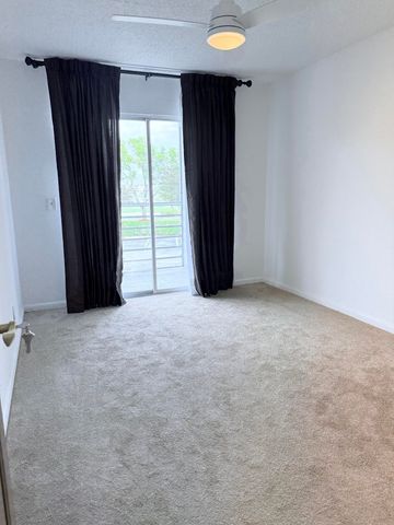 402 Brighton J J, Boca Raton, FL 33434