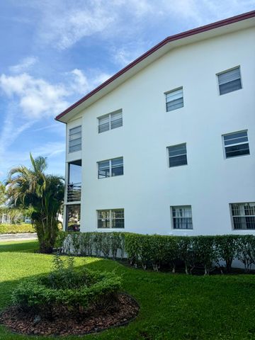 402 Brighton J J, Boca Raton, FL 33434