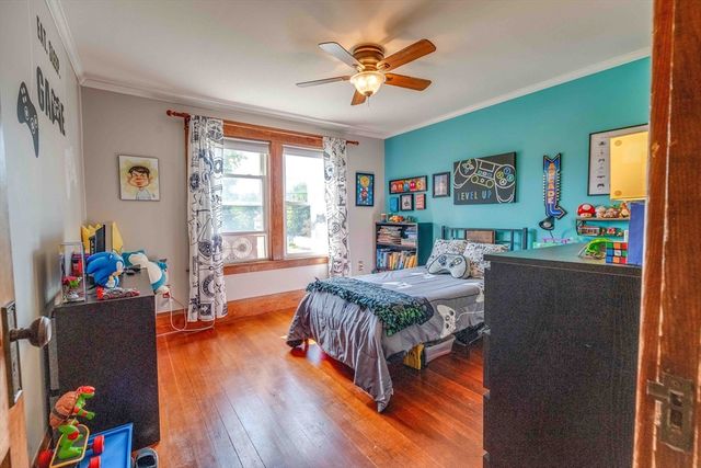 219 High Street, Greenfield, MA 01301