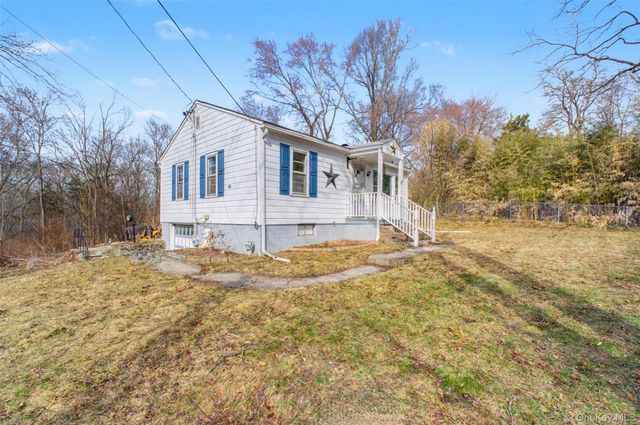 566 Old State Road, Wappingers Falls, NY 12590