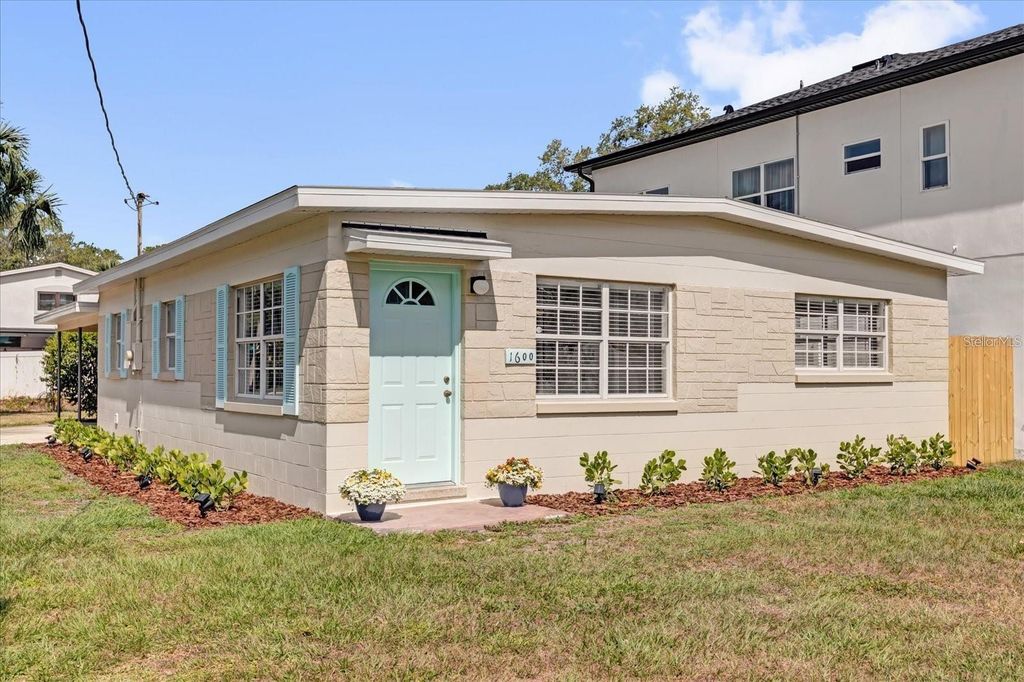 Image 1 of property listing at 1600 HART LANE, Orlando, FL 32804