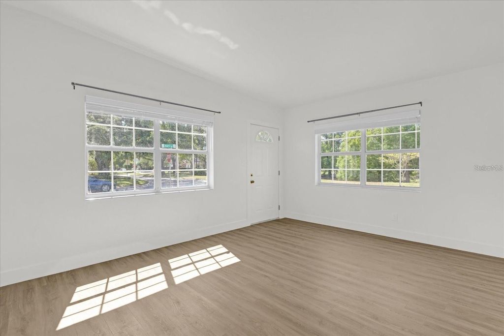 Image 13 of property listing at 1600 HART LANE, Orlando, FL 32804