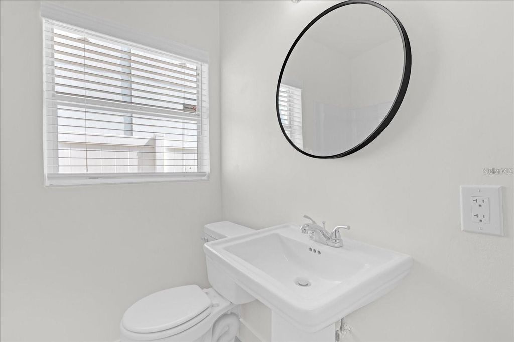 Image 20 of property listing at 1600 HART LANE, Orlando, FL 32804