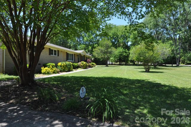 808 Briarcliff Circle 63&64, Chester, SC 29706