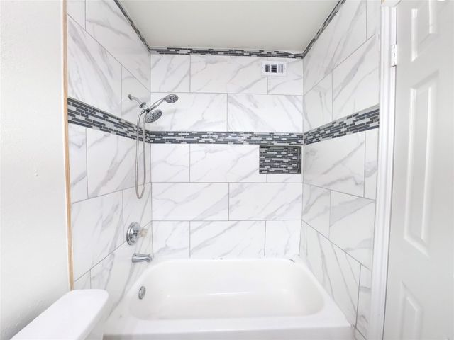 3904 Rawlins Street 109, Dallas, TX 75219