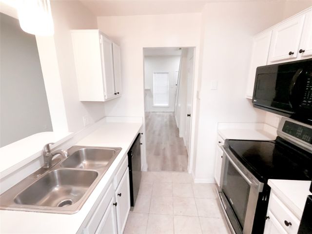 3904 Rawlins Street 109, Dallas, TX 75219