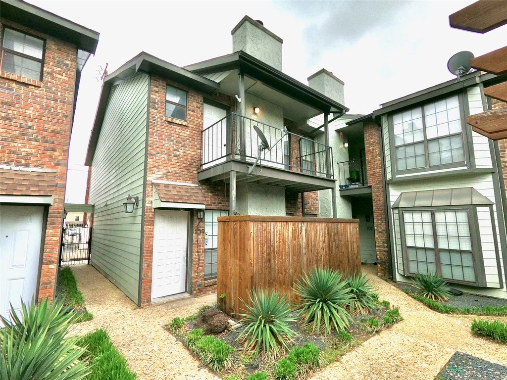 3904 Rawlins Street 109, Dallas, TX 75219
