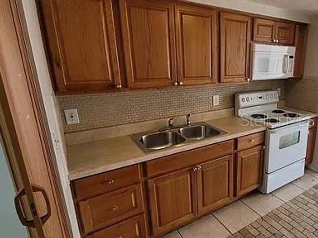 9101 GRAY FOX LANE, Port Richey, FL 34668