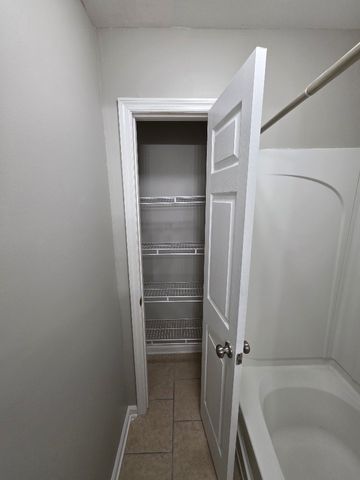 800 Anderson Ln Apt A7, Madison, TN 37115