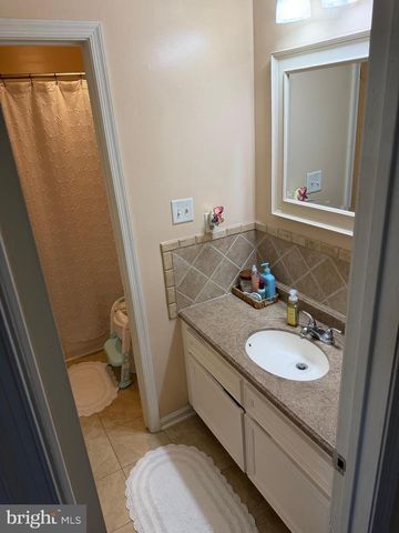 1542 LOWELL CT, Crofton, MD 21114