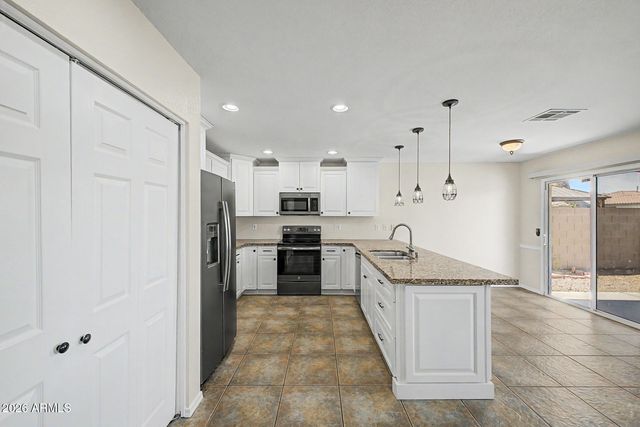 1172 S BRIDGER Drive, Chandler, AZ 85286
