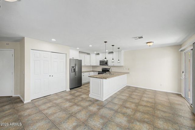 1172 S BRIDGER Drive, Chandler, AZ 85286