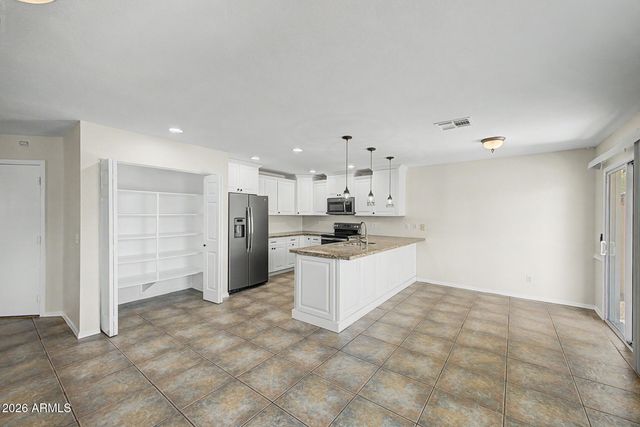 1172 S BRIDGER Drive, Chandler, AZ 85286