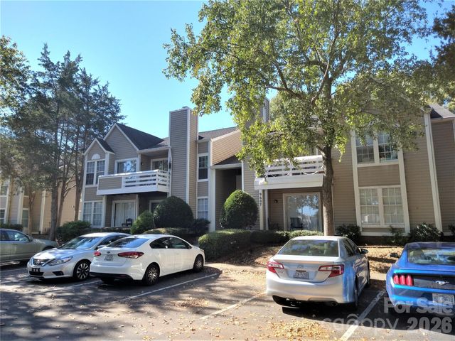 9607 Vinca Circle, Charlotte, NC 28213