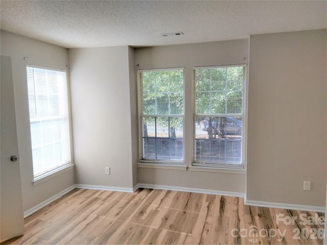 9607 Vinca Circle, Charlotte, NC 28213