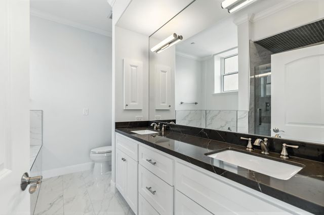 1419 Montrose Boulevard 301, Houston, TX 77019