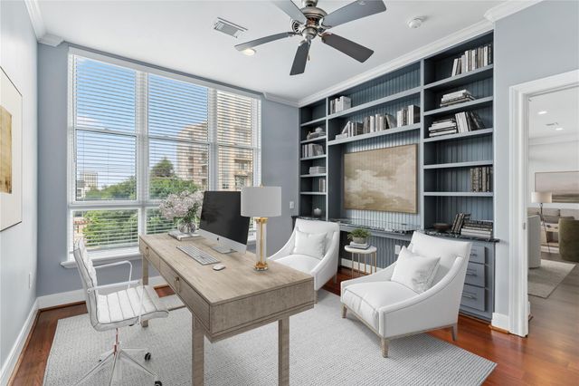 1419 Montrose Boulevard 301, Houston, TX 77019