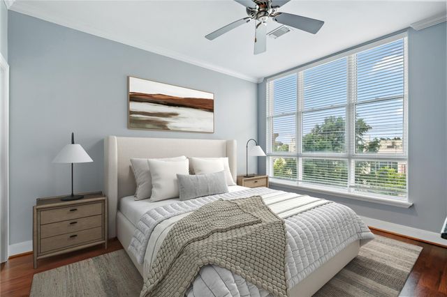 1419 Montrose Boulevard 301, Houston, TX 77019