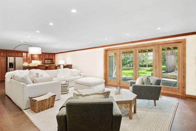 6601 Dovre Drive, Edina, MN 55436