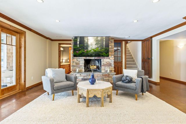 6601 Dovre Drive, Edina, MN 55436