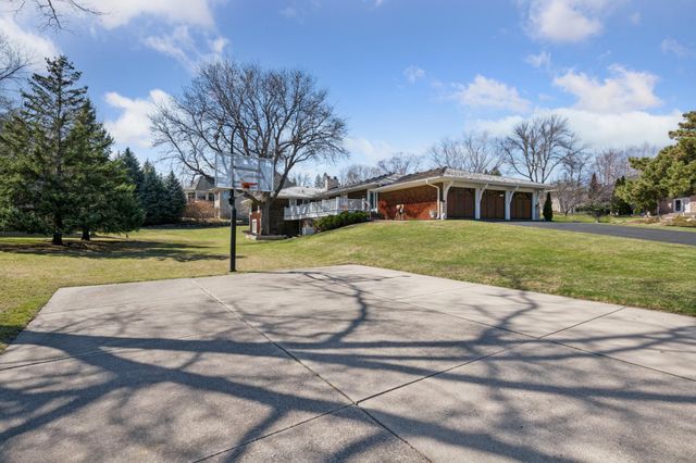 6601 Dovre Drive, Edina, MN 55436