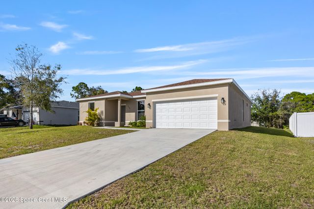 509 Andrew Street SE, Palm Bay, FL 32909