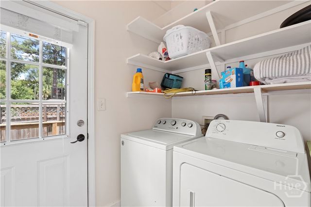 1214 E Victory Drive, Savannah, GA 31404