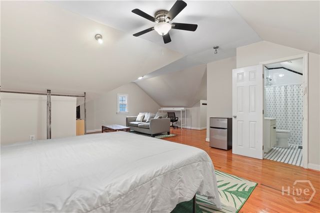 1214 E Victory Drive, Savannah, GA 31404