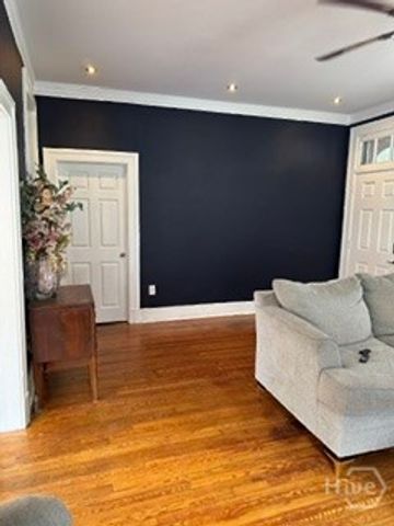 1214 E Victory Drive, Savannah, GA 31404