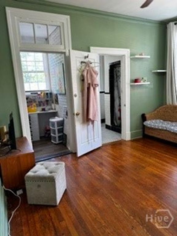 Image 33 of property listing at 1214 E Victory Drive, Savannah, GA 31404