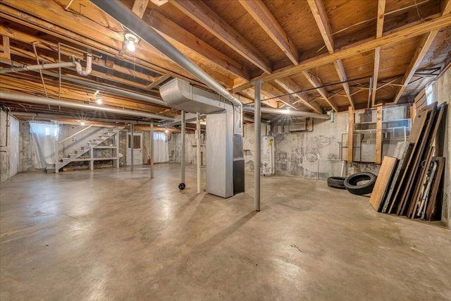 3651 TROUTLAND AVE, Roanoke, VA 24017