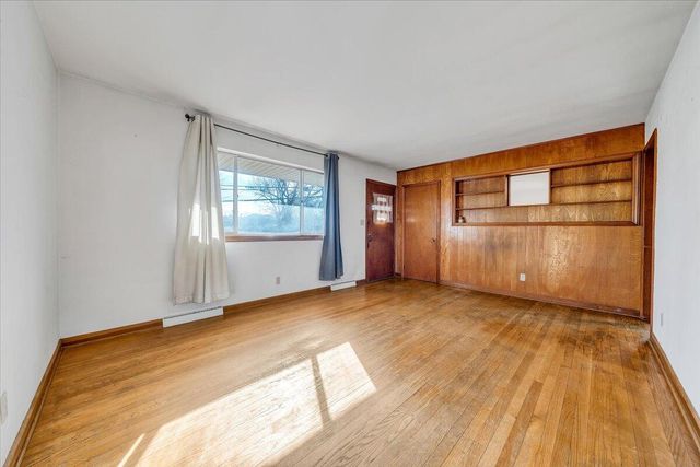 3651 TROUTLAND AVE, Roanoke, VA 24017