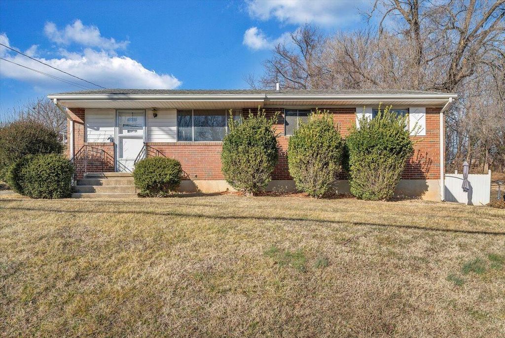 3651 TROUTLAND AVE, Roanoke, VA 24017