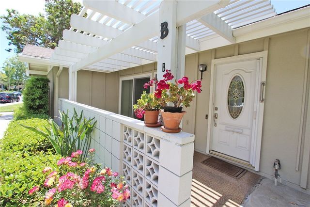 515 Calle Aragon Unit B, Laguna Woods, CA 92637