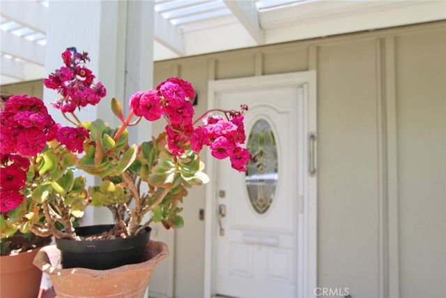515 Calle Aragon Unit B, Laguna Woods, CA 92637