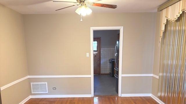 11706 S Artesian Avenue, Chicago, IL 60655