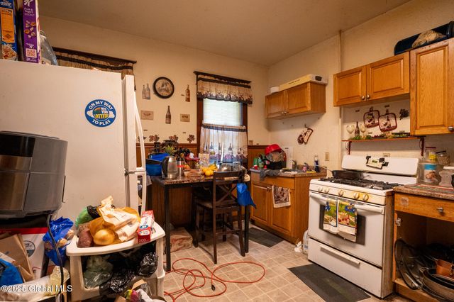 7 S Dove Street, Albany, NY 12202