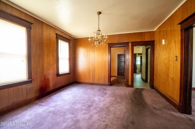 7 S Dove Street, Albany, NY 12202